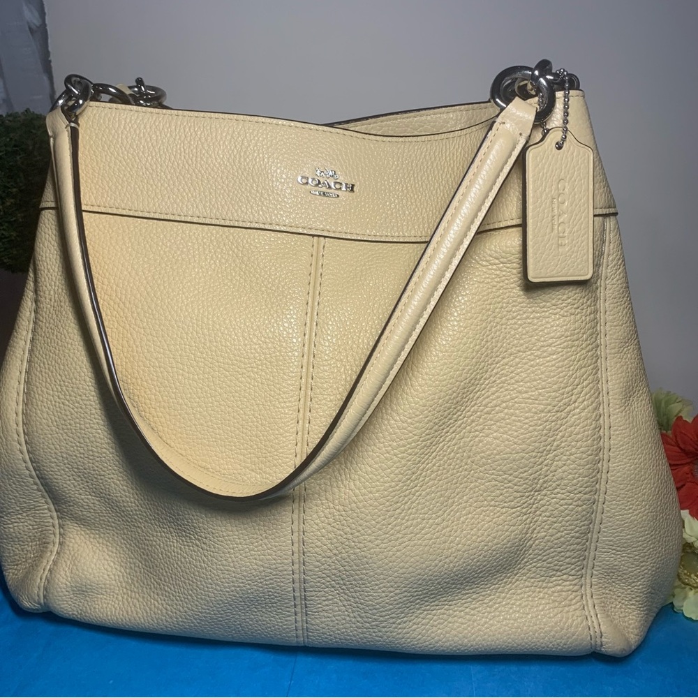 Coach Yellow Leather Shoulder Bag
